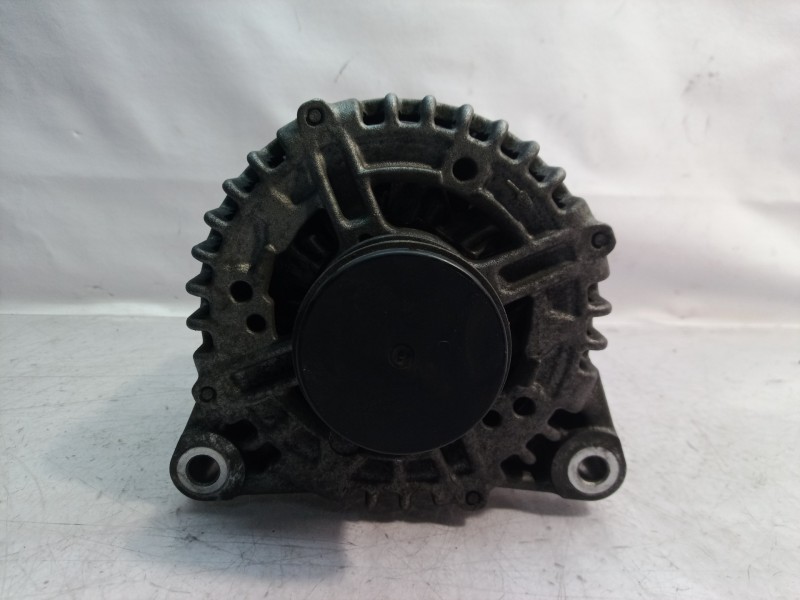 Recambio de alternador para ford mondeo ber. (ca2) referencia OEM IAM 7G9N10300 7G9N10300 7G9N10300