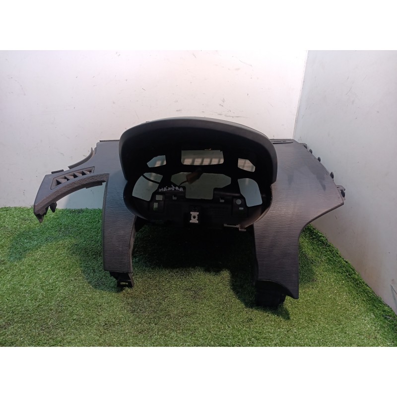 Recambio de moldura cuadro instrumentos para mahindra xuv 500 xuv 500 fwd w6 referencia OEM IAM 0112AAW05730N 0112AAW05730N L025