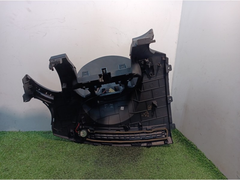 Recambio de moldura cuadro instrumentos para mahindra xuv 500 xuv 500 fwd w6 referencia OEM IAM 0112AAW05730N 0112AAW05730N L025