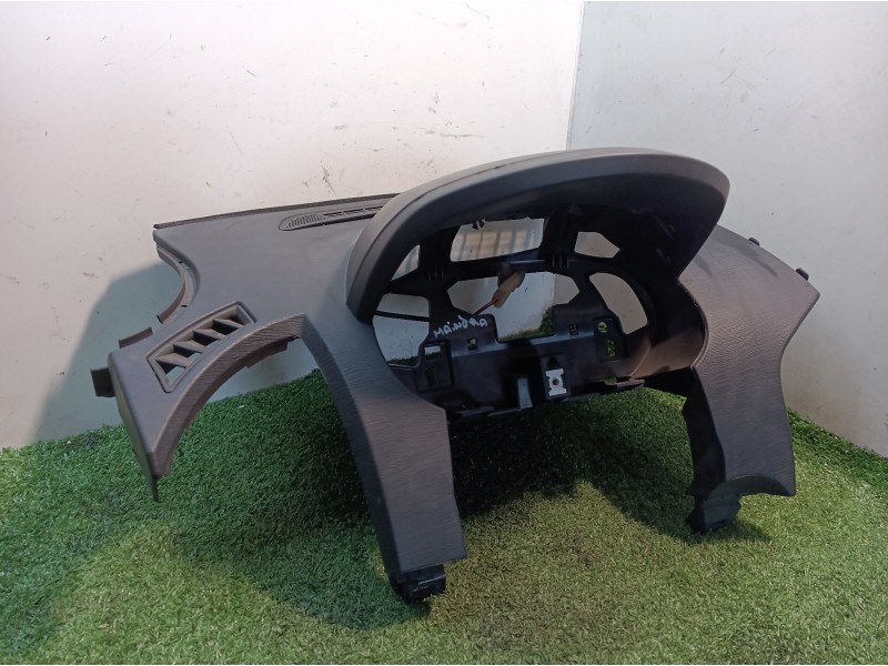 Recambio de moldura cuadro instrumentos para mahindra xuv 500 xuv 500 fwd w6 referencia OEM IAM 0112AAW05730N 0112AAW05730N L025