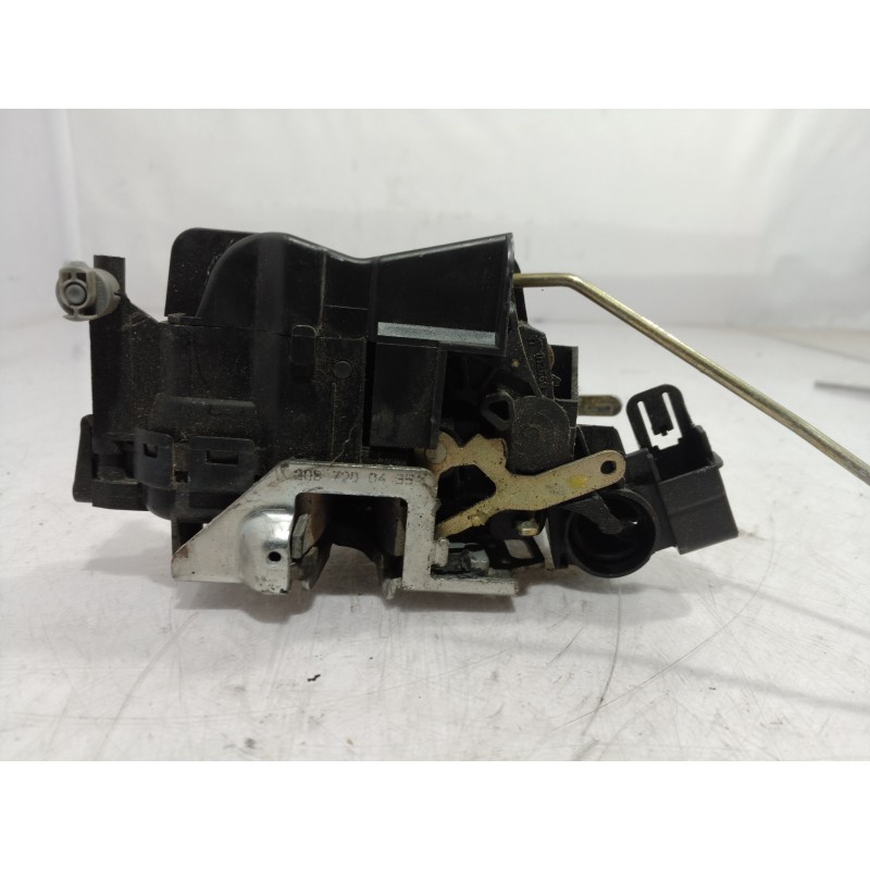 Recambio de cerradura puerta delantera derecha para mercedes-benz clase clk (w208) coupe referencia OEM IAM 4172111231 417211123