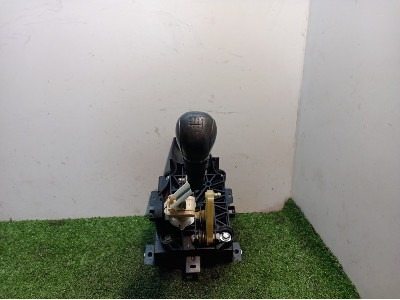 Recambio de palanca cambio para mahindra xuv 500 xuv 500 fwd w6 referencia OEM IAM 0706BK0031A 0706BK0031A V094100100105