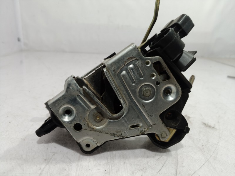 Recambio de cerradura puerta delantera derecha para mercedes-benz clase clk (w208) coupe referencia OEM IAM 4172111231 417211123