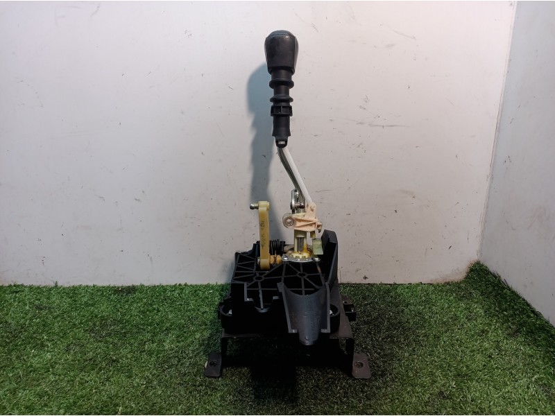 Recambio de palanca cambio para mahindra xuv 500 xuv 500 fwd w6 referencia OEM IAM 0706BK0031A 0706BK0031A V094100100105