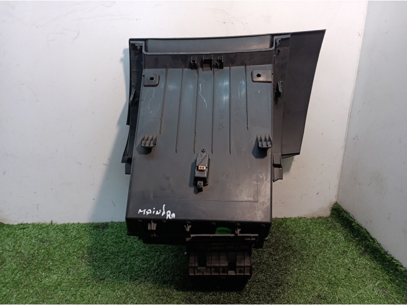 Recambio de guantera para mahindra xuv 500 xuv 500 fwd w6 referencia OEM IAM 0112AAW02670B 0112AAW02670B L0190635AA