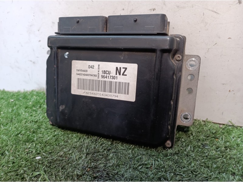 Recambio de centralita motor uce para chevrolet matiz s referencia OEM IAM 5WY5442D 5WY5442D 96417301