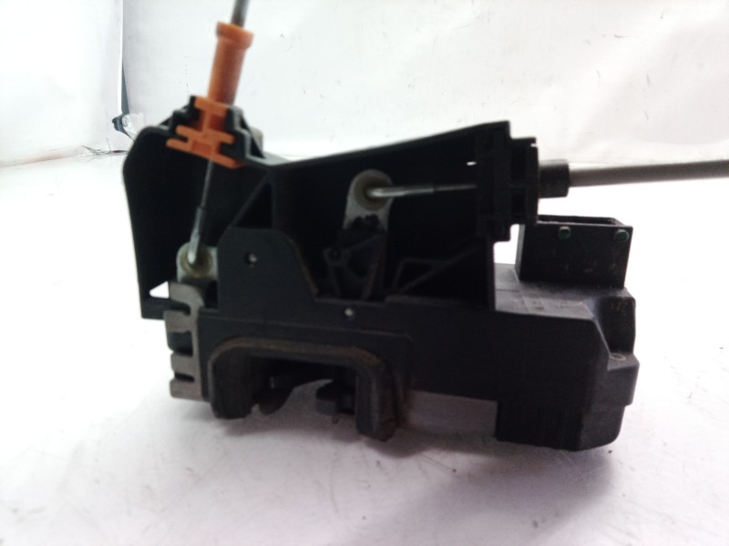 Recambio de cerradura puerta delantera derecha para opel meriva enjoy referencia OEM IAM 13154792 13154792 13154792