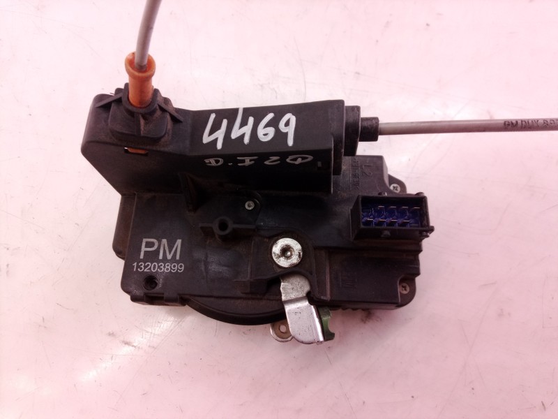 Recambio de cerradura puerta delantera izquierda para opel meriva enjoy referencia OEM IAM 13203899 13203899 13203899