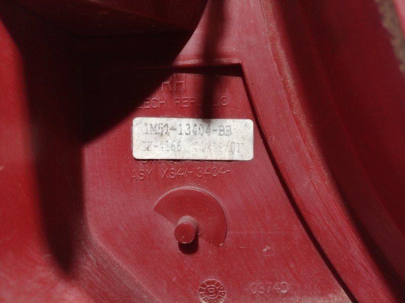 Recambio de piloto trasero derecho para ford focus berlina (cak) ambiente referencia OEM IAM 1M5113404BB 1M5113404BB 1M5113404BB