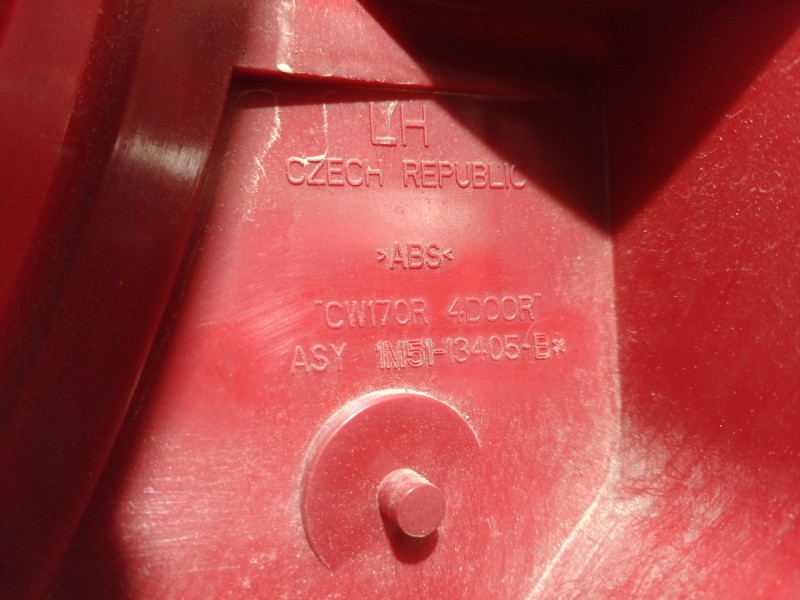 Recambio de piloto trasero izquierdo para ford focus berlina (cak) ambiente referencia OEM IAM CW170R4D00R CW170R4D00R CW170R4D0