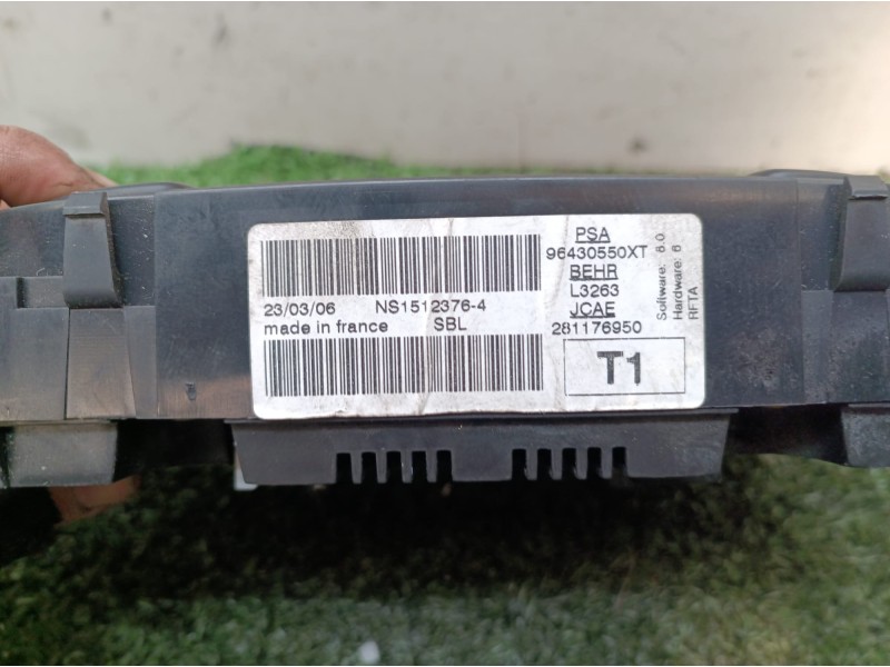 Recambio de mando climatizador para peugeot 206 sw 1.6 16v cat referencia OEM IAM 96430550XT 96430550XT 281176950