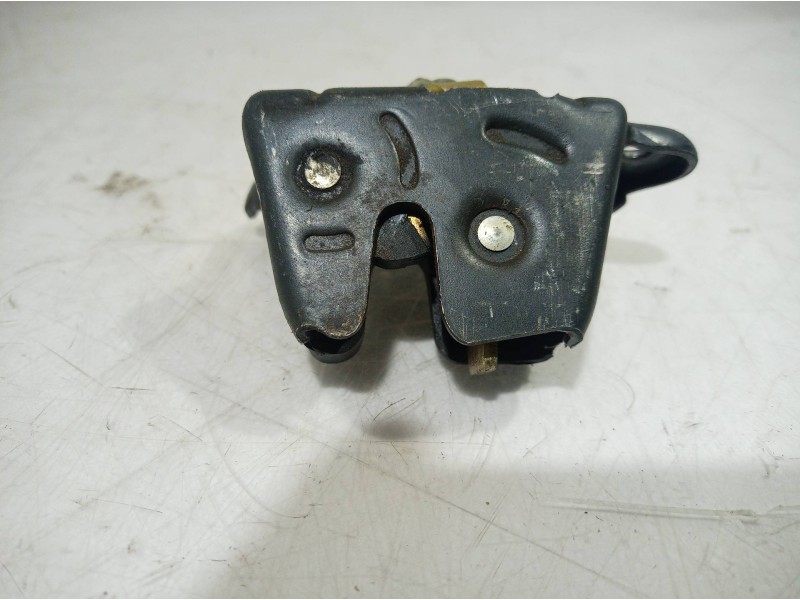 Recambio de cerradura maletero / porton para peugeot 205 berlina 1.8 d generation referencia OEM IAM   
