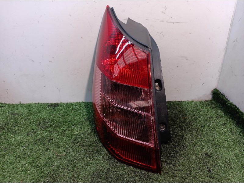 Recambio de piloto trasero izquierdo para renault scenic ii referencia OEM IAM 085511937LB 085511937LB 085511937LB