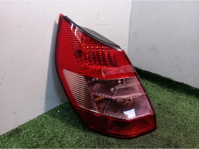 Recambio de piloto trasero izquierdo para renault scenic ii referencia OEM IAM 085511937LB 085511937LB 085511937LB
