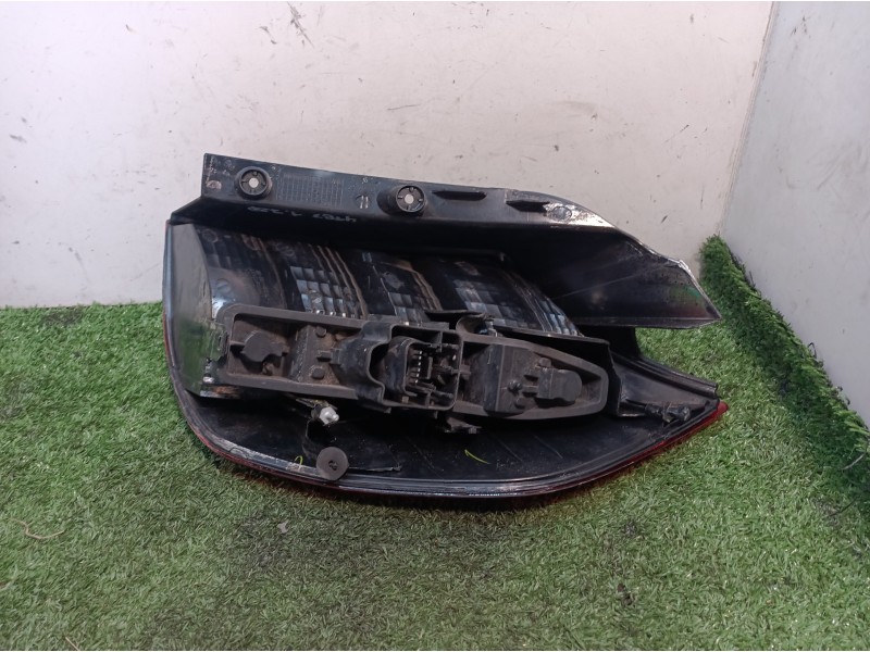 Recambio de piloto trasero izquierdo para renault scenic ii referencia OEM IAM 085511937LB 085511937LB 085511937LB