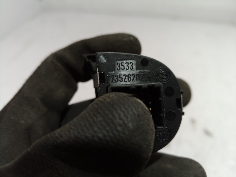 Recambio de mando multifuncion para peugeot 306 cabriolet (s2) 2.0 referencia OEM IAM 735262023 735262023 735262023