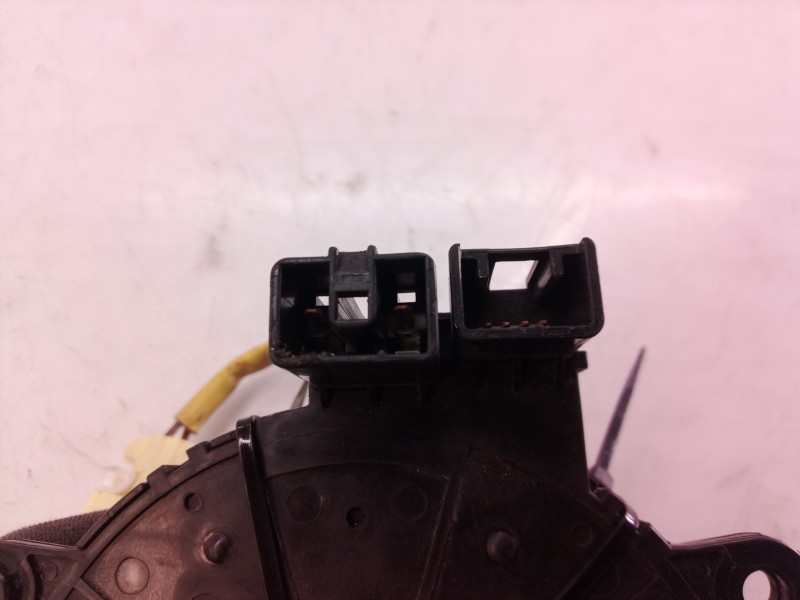 Recambio de anillo airbag para mazda 323 berlina f/s (bj) 1.3 f glx referencia OEM IAM    Recambio de anillo airbag para mazda 323 berlina f/s (bj) 1.3 f glx referencia OEM IAM