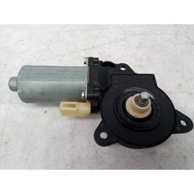 Recambio de motor elevalunas delantero izquierdo para ford fiesta (cbk) ambiente referencia OEM IAM 0130821938 0130821938 013082