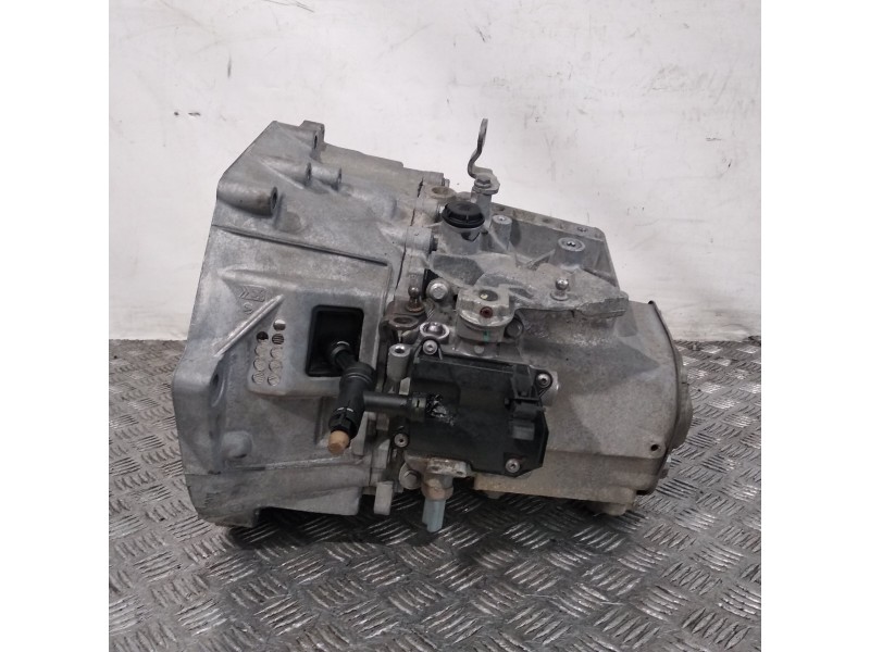 Recambio de caja cambios para peugeot 5008 active referencia OEM IAM 9686219510 9686219510 135230263