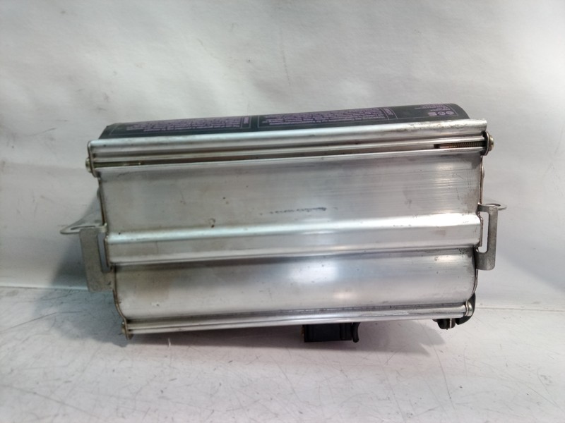 Recambio de airbag delantero derecho para seat leon (1m1) last edition referencia OEM IAM 1J0880204K 1J0880204 1J0880204