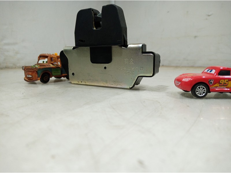 Recambio de cerradura maletero / porton para peugeot 5008 active referencia OEM IAM 9151487499H 9151487499H 9151487499