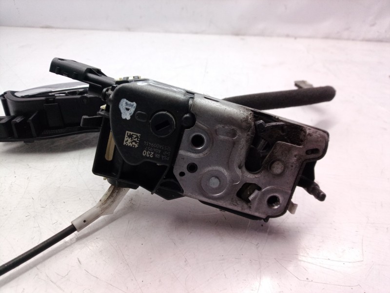 Recambio de cerradura puerta delantera derecha para peugeot 5008 active referencia OEM IAM A048069 A048069 A048069