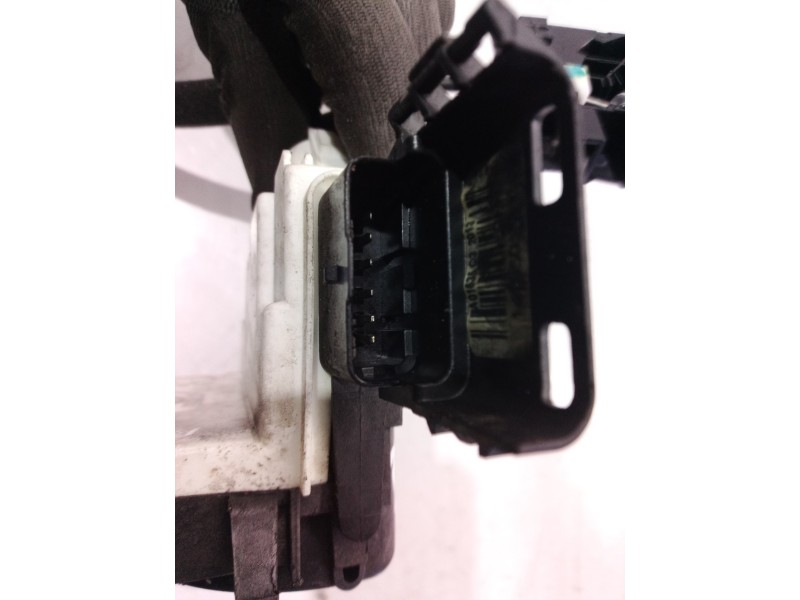 Recambio de cerradura puerta delantera derecha para peugeot 5008 active referencia OEM IAM A048069 A048069 A048069