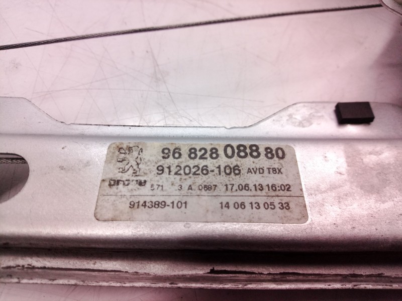 Recambio de elevalunas delantero derecho para peugeot 5008 active referencia OEM IAM 9682808880 9682808880 912026106