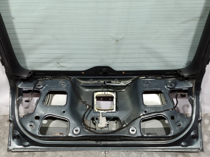 Recambio de porton trasero para seat leon (1m1) last edition referencia OEM IAM 1M6827025H  