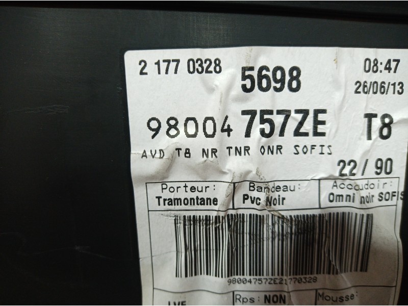 Recambio de guarnecido puerta delantera derecha para peugeot 5008 active referencia OEM IAM 98004757ZE 98004757ZE 98004757