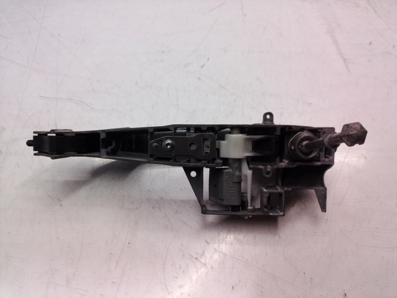 Recambio de maneta exterior trasera izquierda para peugeot 5008 active referencia OEM IAM 111671ZP5 111671ZP5 9684560080