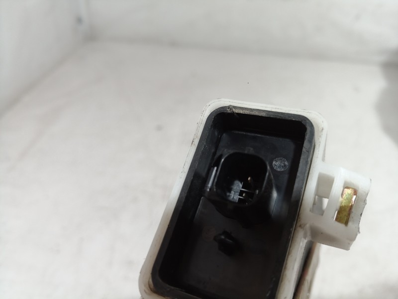 Recambio de cerradura puerta trasera derecha para mitsubishi space star (dg0) 1600 referencia OEM IAM   