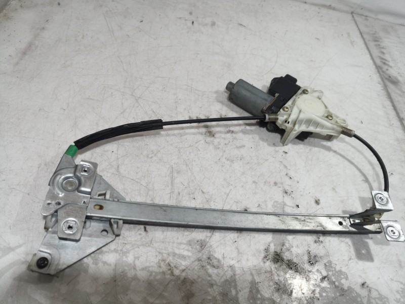 Recambio de elevalunas trasero izquierdo para mitsubishi space star (dg0) 1600 referencia OEM IAM   