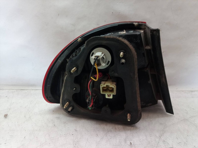 Recambio de piloto trasero derecho para daewoo lanos cool referencia OEM IAM 96304519  