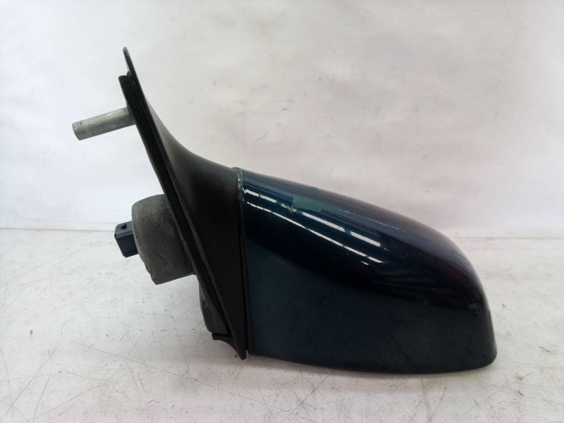 Recambio de retrovisor izquierdo para ford mondeo berlina/familiar (fd) clx berlina referencia OEM IAM 1054537  
