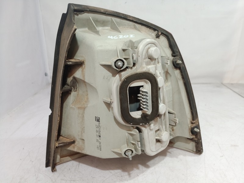 Recambio de piloto trasero izquierdo para opel astra g berlina club referencia OEM IAM 90521542 90521542 90521542