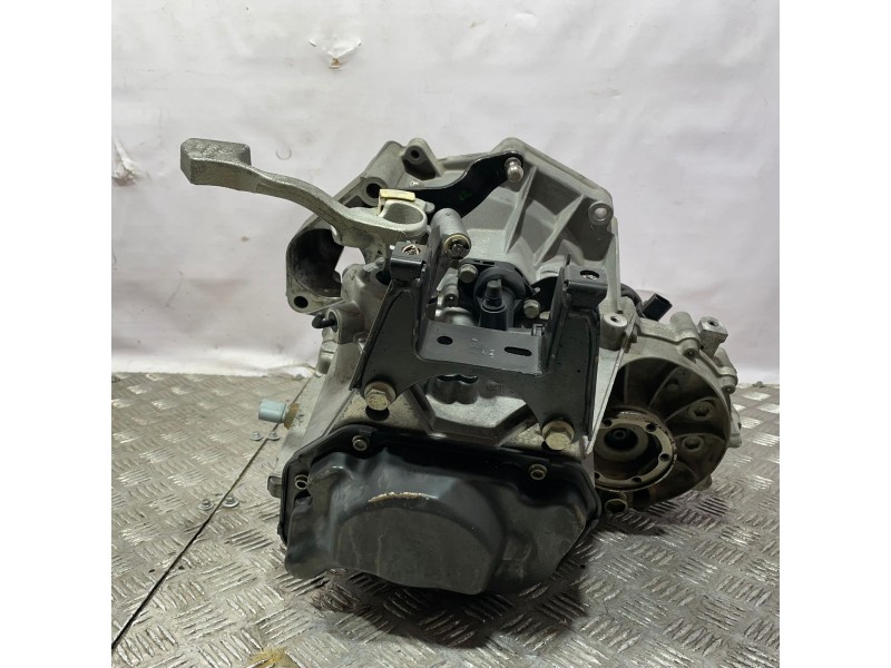 Recambio de caja cambios para volkswagen polo (9n1) conceptline referencia OEM IAM FQE FQE FQE