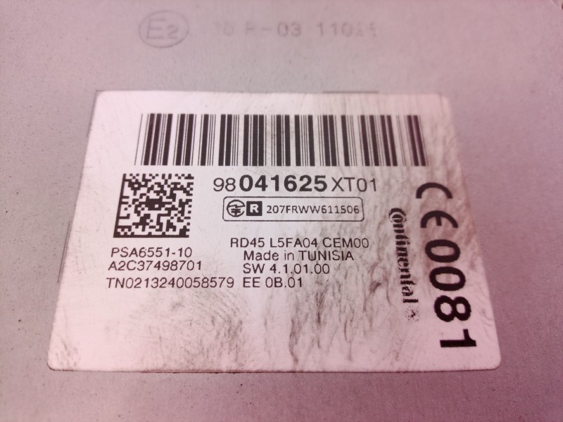 Recambio de sistema audio / radio cd para peugeot 5008 active referencia OEM IAM 98041625XT01 98041625XT01 1680101201