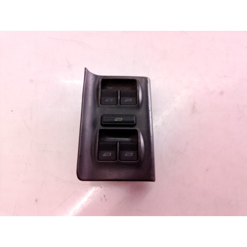 Recambio de mando elevalunas delantero izquierdo para audi a4 avant (b5) referencia OEM IAM 4D095985501 4D095985501 4D095985501