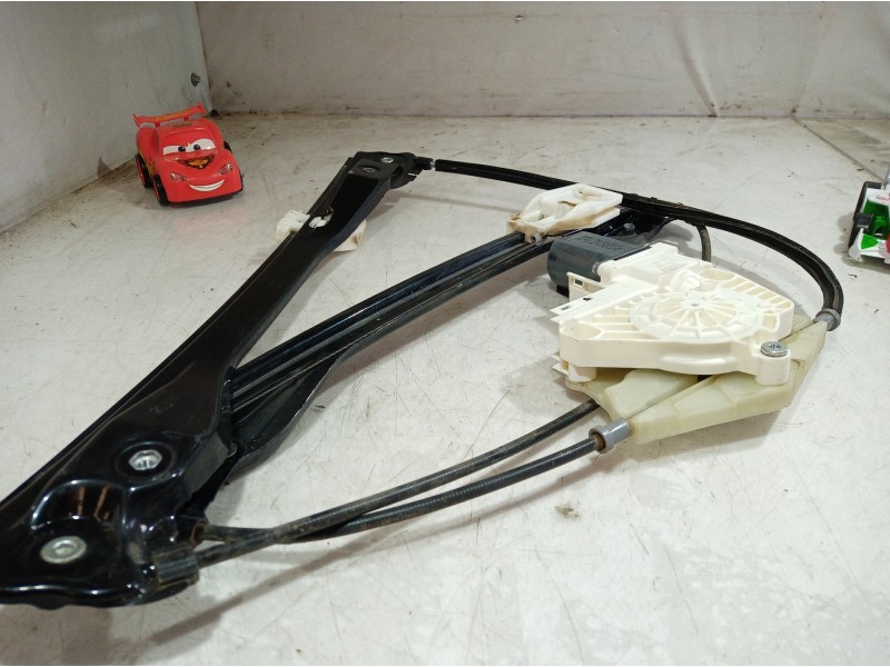 Recambio de elevalunas delantero izquierdo para skoda suberb (3t4) exclusive 4x4 referencia OEM IAM 8K0959801 8K0959801 8K095980