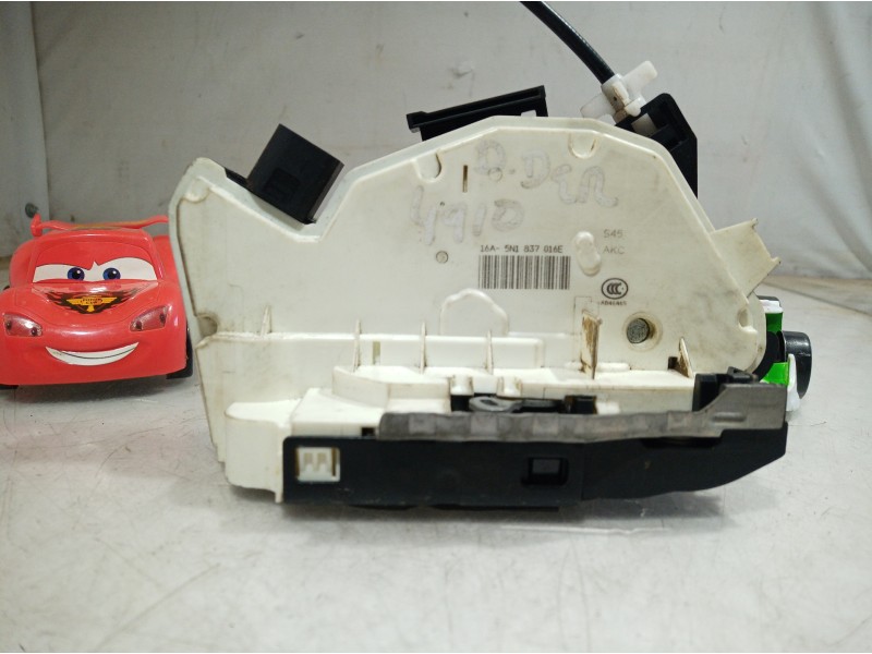 Recambio de cerradura puerta delantera derecha para skoda suberb (3t4) exclusive 4x4 referencia OEM IAM 5N1837016E 5N1837016E 5N