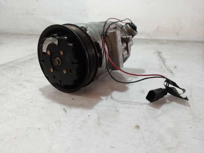 Recambio de compresor aire acondicionado para volkswagen polo (9n1) conceptline referencia OEM IAM 6Q0820803 6Q0820803 6Q0820803