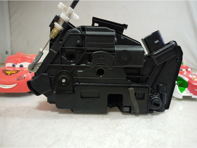 Recambio de cerradura puerta trasera derecha para skoda suberb (3t4) exclusive 4x4 referencia OEM IAM 5N0839016G 5N0839016G 5N08