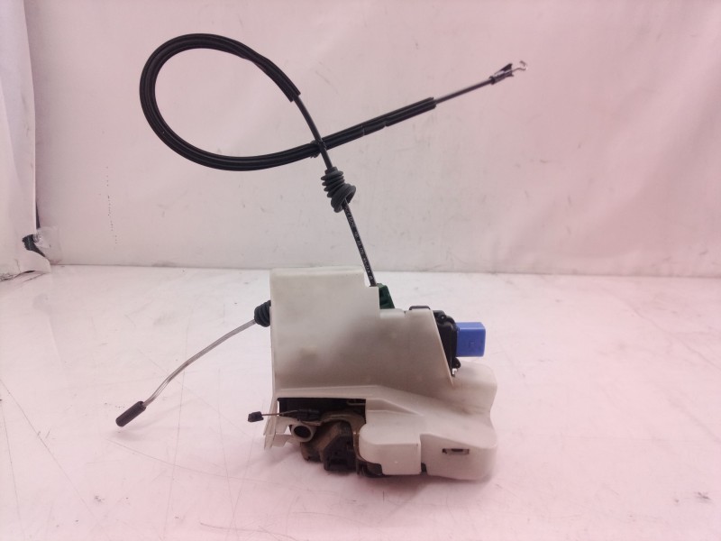 Recambio de cerradura puerta delantera derecha para volkswagen polo (9n1) highline referencia OEM IAM   