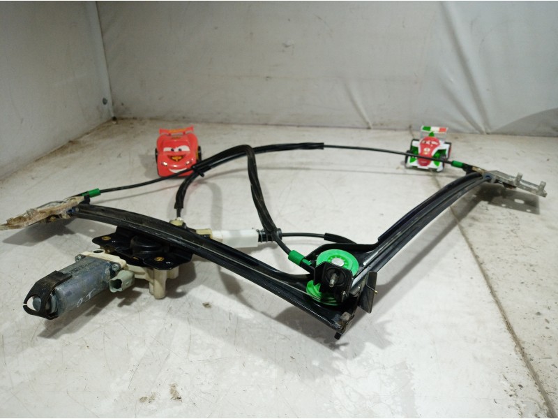 Recambio de elevalunas delantero izquierdo para peugeot 206 cc referencia OEM IAM 105770101 105770101 105770101