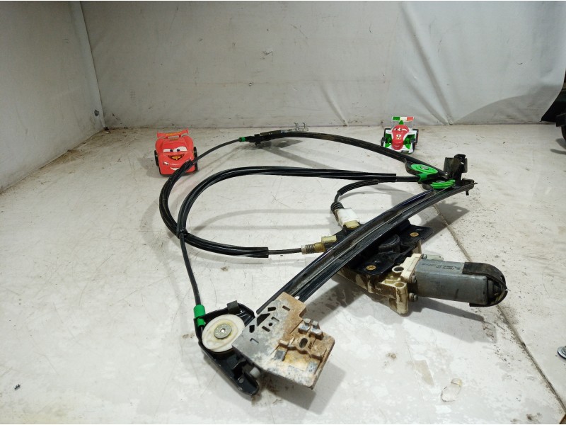 Recambio de elevalunas delantero izquierdo para peugeot 206 cc referencia OEM IAM 105770101 105770101 105770101