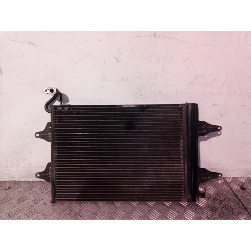 Recambio de condensador / radiador aire acondicionado para volkswagen polo (9n1) highline referencia OEM IAM 6Q0820411E 6Q082041
