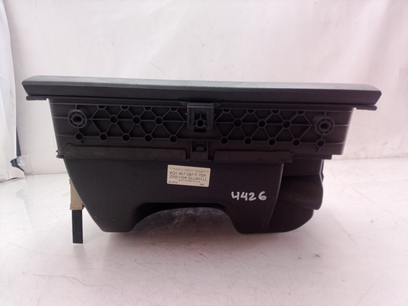 Recambio de guantera para volkswagen polo (9n1) highline referencia OEM IAM 6Q1857097 6Q1857097 6Q1857097