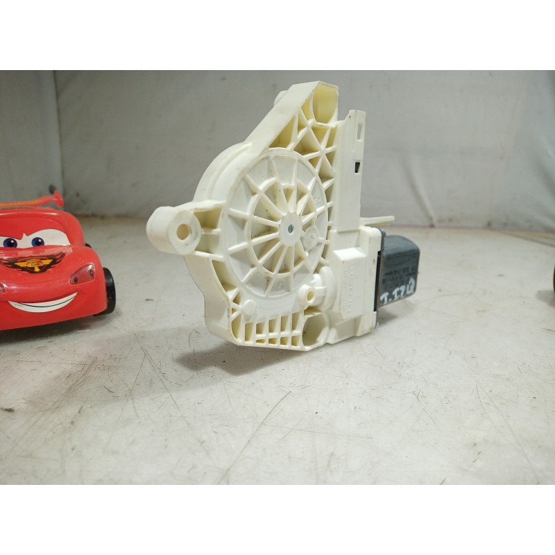 Recambio de motor elevalunas trasero izquierdo para skoda suberb (3t4) exclusive 4x4 referencia OEM IAM 8K0959811A 8K0959811A 8K