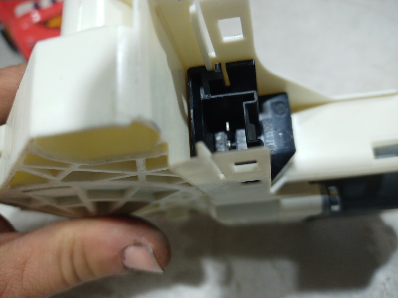 Recambio de motor elevalunas trasero izquierdo para skoda suberb (3t4) exclusive 4x4 referencia OEM IAM 8K0959811A 8K0959811A 8K